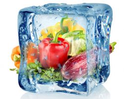Фото: кубик льда, овощи