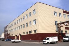 Здание производственно-бытового центра (строение 13)